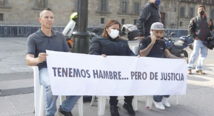 'El Mijis' y Bryan LeBarón se plantan frente a Palacio Nacional y comienzan huelga de hambre