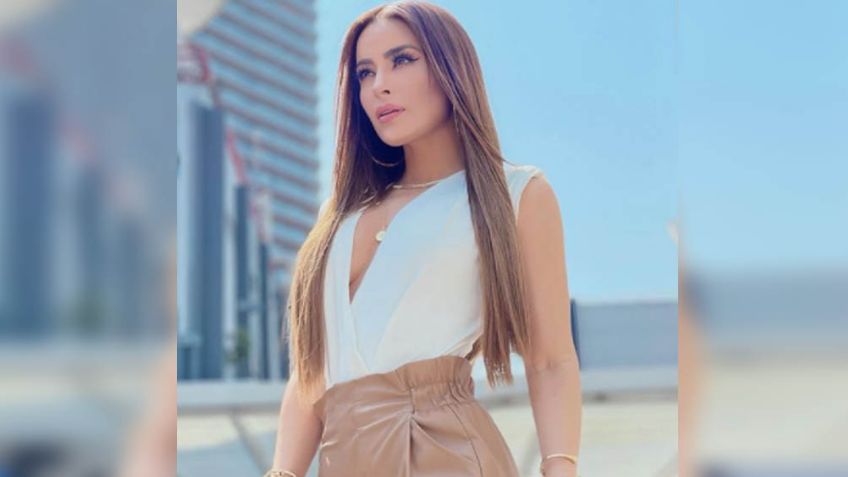 A sus 37 años, Cynthia Rodríguez deja ver sus radiantes piernas en veraniego atuendo