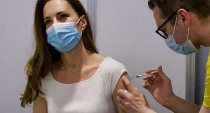 ¡Realeza protegida! Kate Middleton recibe la vacuna contra el Covid-19