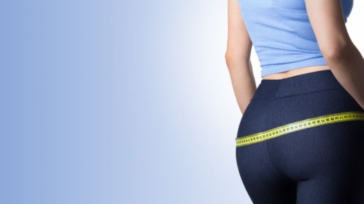 Logra un abdomen y glúteos gracias al nuevo ejercicio de moda el 'Thruster'