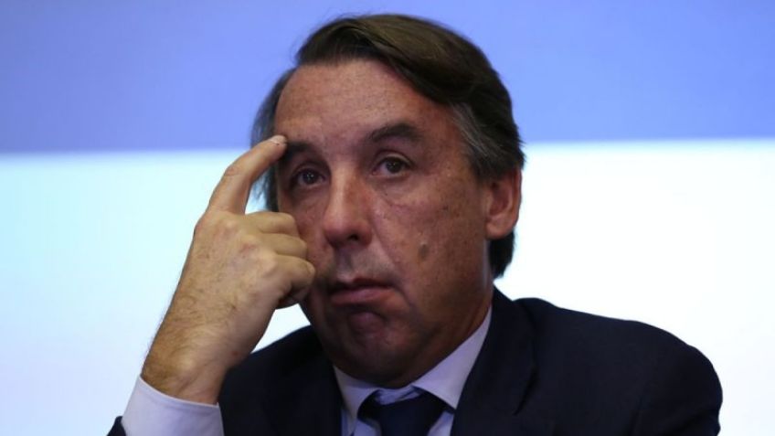 Afición del América exige la salida de Santiago Baños en publicación de Emilio Azcárraga