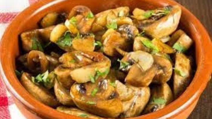 Dale el toque final a tus comidas con estos champiñones al ajillo