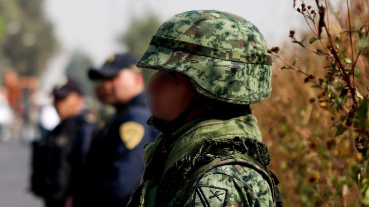 "Ya tírales": Exelemento del Ejército mató a balazos a madre e hijo por pleito de vecinos; está prófugo