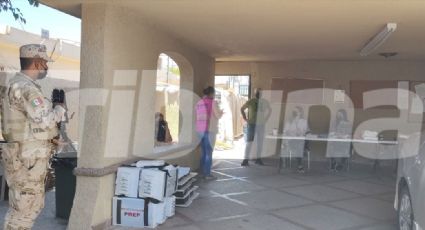 INE entrega paquetes electorales a presidentes de mesas directivas de casilla en Ciudad Obregón