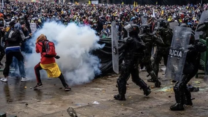 Colombia eleva a 48 su cifra de muertes durante protestas; 20 se relacionan a manifestaciones