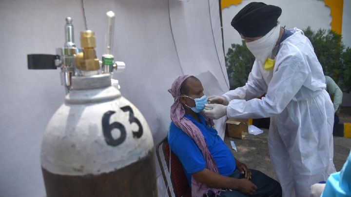 Fraude en la India: Estafadores engañan a gente desesperada por oxígeno en redes sociales