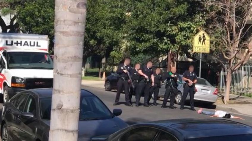 Dos Mujeres demandan a la Policía de LA por someterlas y encañonarlas por "error"