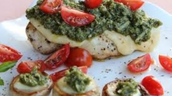 Prepara este pollo al pesto y dale un abrazo cariñoso a tu paladar