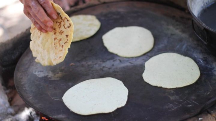 Trágica muerte: Hombre se asfixia con un bocado de tortilla; estaba en la fila de la tortillería