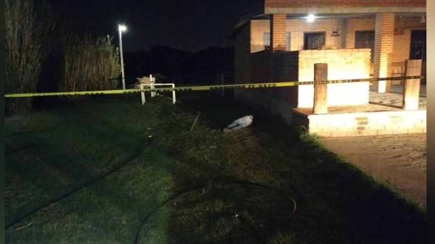 Presunto ladrón es ejecutado al interior de un domicilio; el dueño lo acribilló