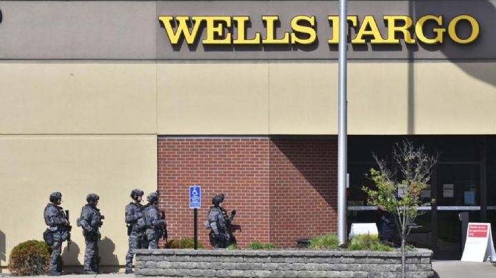 ¡Pasaron 8 horas! Ladrón paraliza un banco y toma rehenes sin necesidad de una pistola