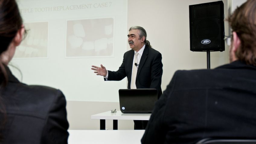 ¿Pánico? Véncelo con estas poderosas frases motivadoras para hablar en público