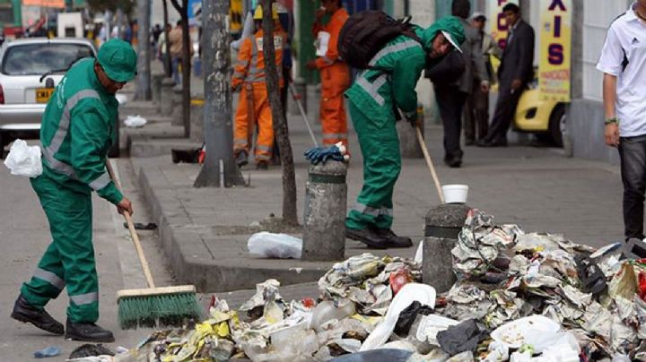 Declaran emergencia sanitaria por basura en las calles de Colombia tras 12 días en paro