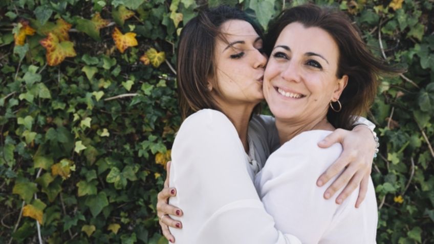 Sorprende a tu mamá este 10 de mayo con algunos regalos de Farmacias Guadalajara