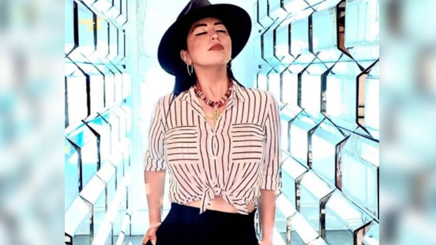 ¡Se va a enojar Christian Nodal! Mamá del cantante posa junto a un amigo de su hijo
