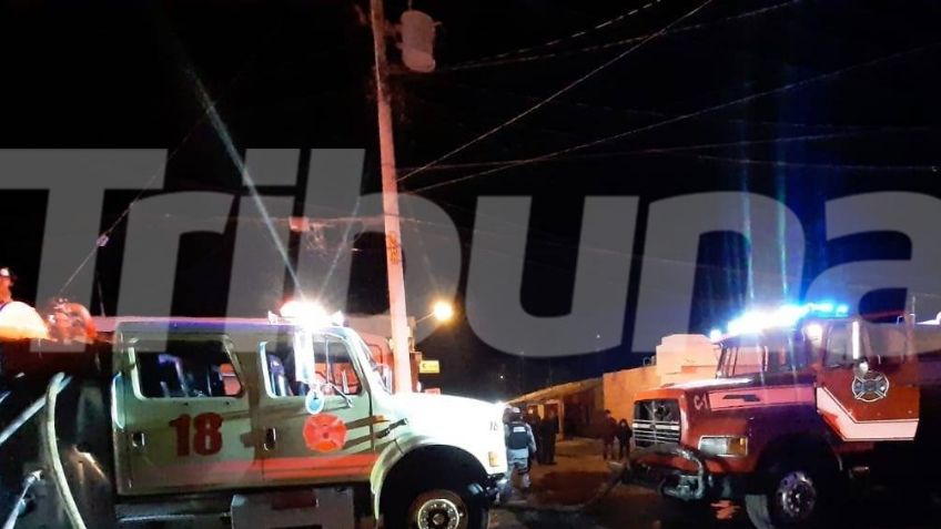 Se registra voraz incendio en la entrada de Pemex en Guaymas; reportan daños materiales