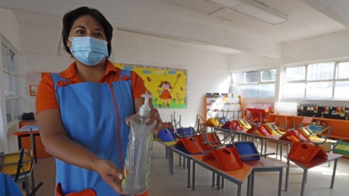 Ya son 3 estudiantes positivos de Covid-19 durante el regreso a clases en la CDMX