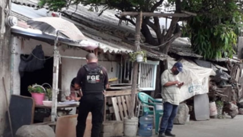 Gatilleros irrumpen en una vivienda y asesinan a un hombre frente a su familia