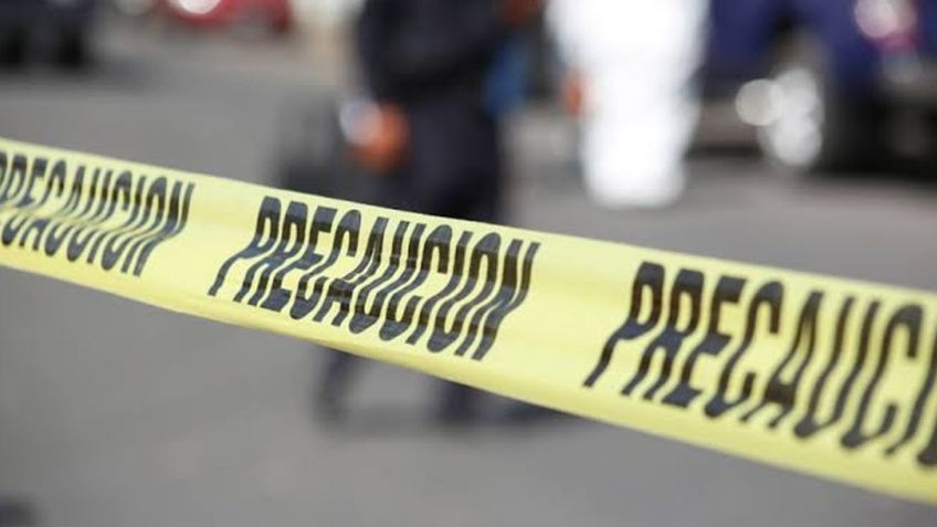 Se salía una pierna: Abandonan restos humanos 'embolsados'; los arrojaron desde camioneta