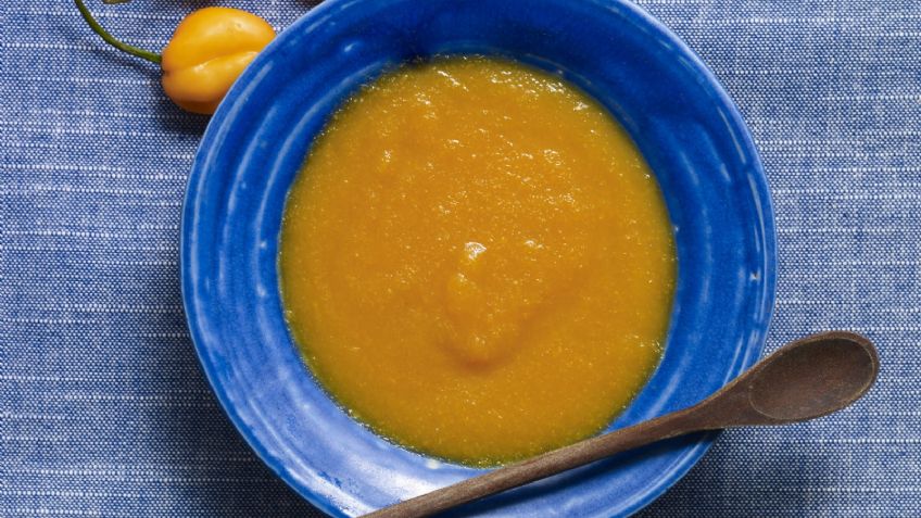 ¿Te guste el picante? Acompaña todas tus comidas con esta salsa de mango con habanero