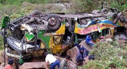 17 muertos y 14 heridos fue el saldo de un trágico accidente de un autobús en Perú