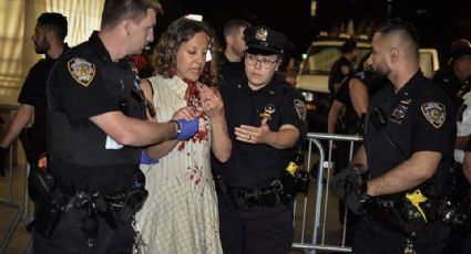 Caos en NY: Multitud le pasa por encima a una mujer cuando escapaban de un hombre armado