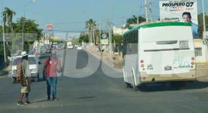 Migrantes llegan sin control a Navojoa; ciudadanos son quienes les dan ayuda