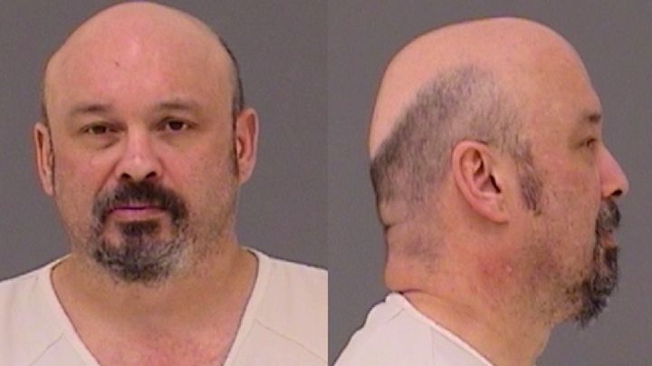 John decapitó a un perro en 2006 y ahora amenaza con una pistola a la comunidad LGBTQ