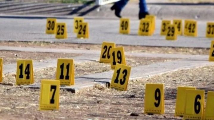 De terror: Conductores se enfrentan en plena calle y huyen; dejan a mujer muerta dentro de auto