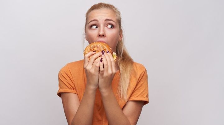 Olvídate de comer entre comidas con estos sencillos consejos y cuida de tu salud