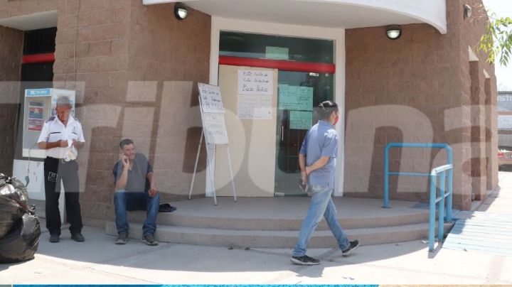 Ciudad Obregón: Empleados del Centro de Salud Sur trabajan bajo protesta
