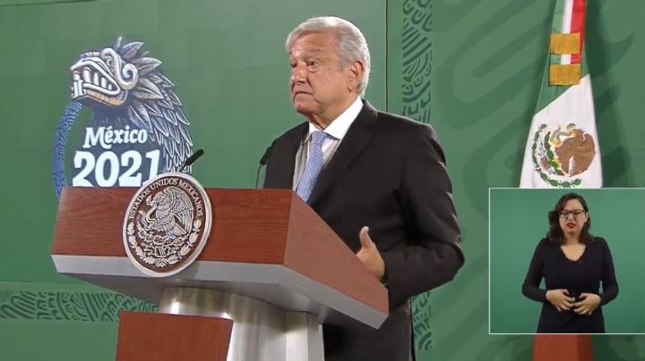 AMLO: Periodistas expuestos por 'noticias falsas' podrán replicar pero no serán 'protegidos'