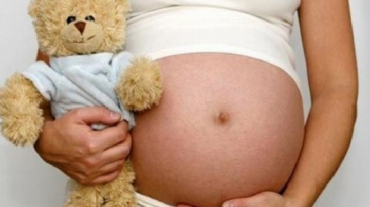 ¡No lo creerás! Niña de 11 años da a luz a bebé; su familia no sabía que estaba embarazada