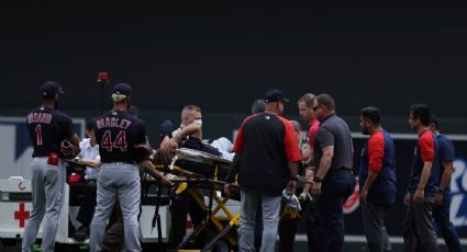 (VIDEO) Escalofriante lesión en la MLB: Se fractura el tobillo tras chocar con un compañero