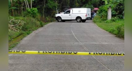 A la orilla de la carretera, encuentran el cuerpo de una mujer sin vida; era de la tercera edad