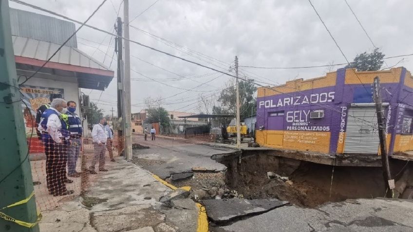 Se forma socavón de 20 metros de diámetro y 8 de profundidad en Tamaulipas