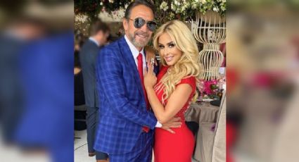 Marco Antonio Solís 'El Buki' interrumpe su comida para dar romántico mensaje a su esposa