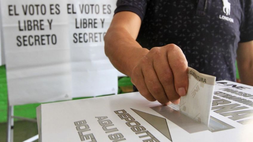 ¡Increíble! Profesor ofrece 'un 10' a sus alumnos para evitar que voten por Morena
