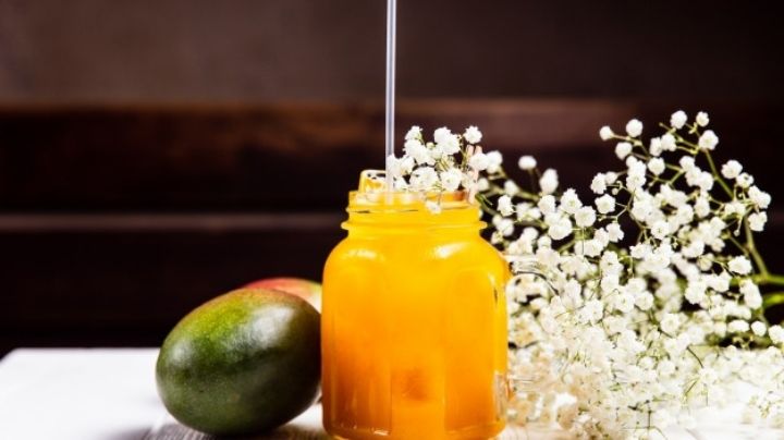 Prepara esta innovadora limonada de mango y sorprende a tu paladar con su sabor