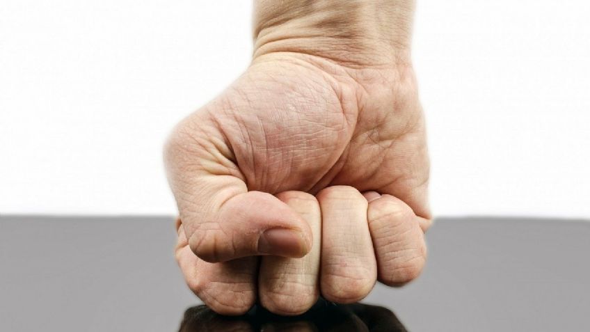 ¡Furia total! Un hombre mata a golpes a un empresario; el atacante niega los hechos