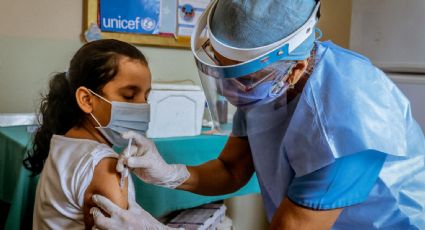 Covid-19: Este país de América Latina es el primero en vacunar a menores de edad