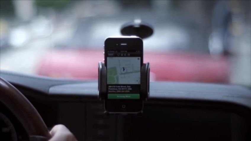 Chofer de aplicación, salvado por colegas de ser asaltados por par de ladrones en Hermosillo