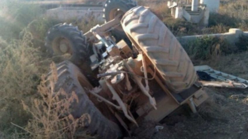 Tractor vuelca y aplasta a un agricultor; falleció en el trayecto hacia el hospital