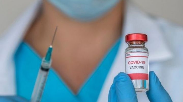 ¿Mezclar vacunas anti Covid-19 es seguro? OMS lanza advertencia sobre esta práctica