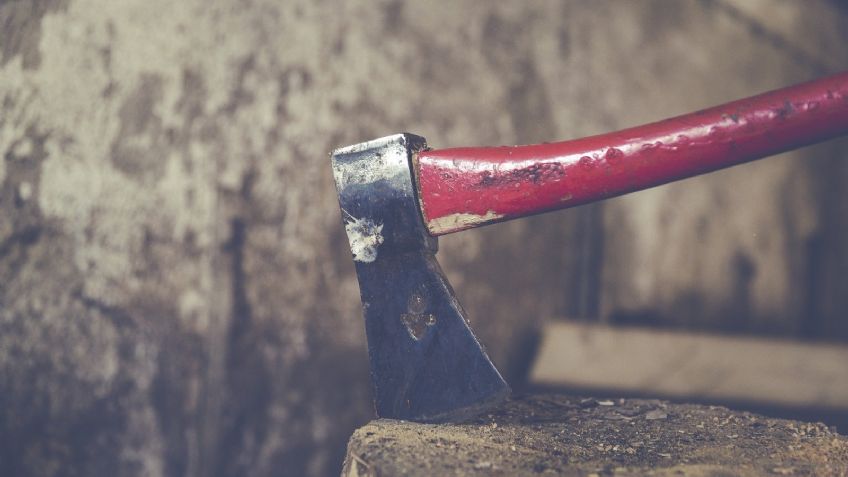 Un hombre mata a una niña con un hacha; se vengó porque descubrieron que la acosaba