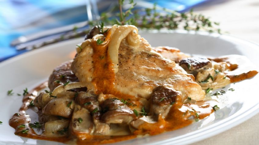 Rico y equilibrado: Disfruta de este pollo fileteado con verduras; amarás cada bocado