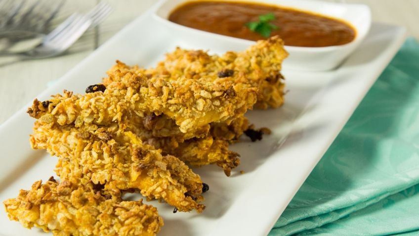 ¡Más crujiente que nunca! Prepara un platillo original con estas pechugas empanizadas de avena