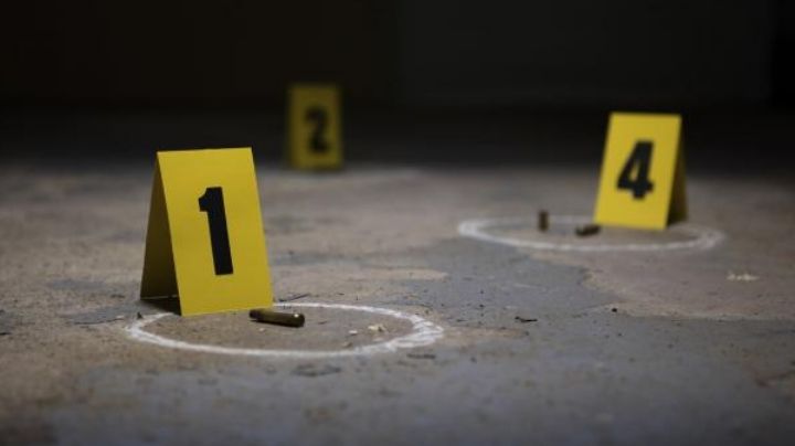 Sobre las vías de tren, policías encuentran el cuerpo baleado de un ladrón