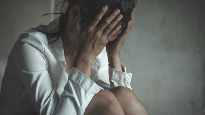 Iba a hacer un examen y la secuestraron; 4 hombres violan a una joven durante 2 años