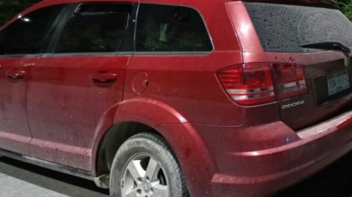 Lamentable final: Lo dejan al interior de una cajuela de camioneta y envuelto en una sábana